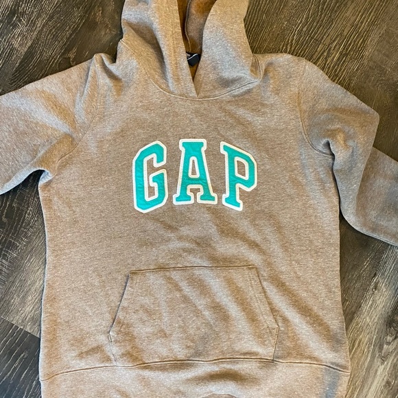 Gap Logo Hoodie - Picture 1 of 3